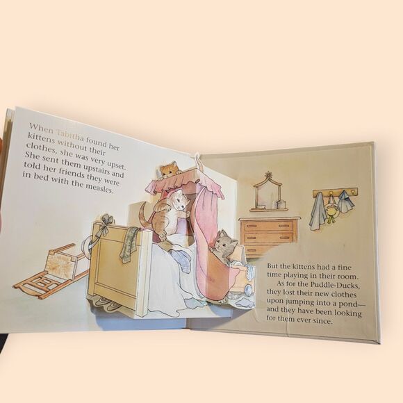 Vtg Tom Kitten pop-up book - Picture 5 of 6